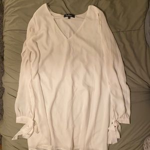 Lulu’s long sleeved white dress